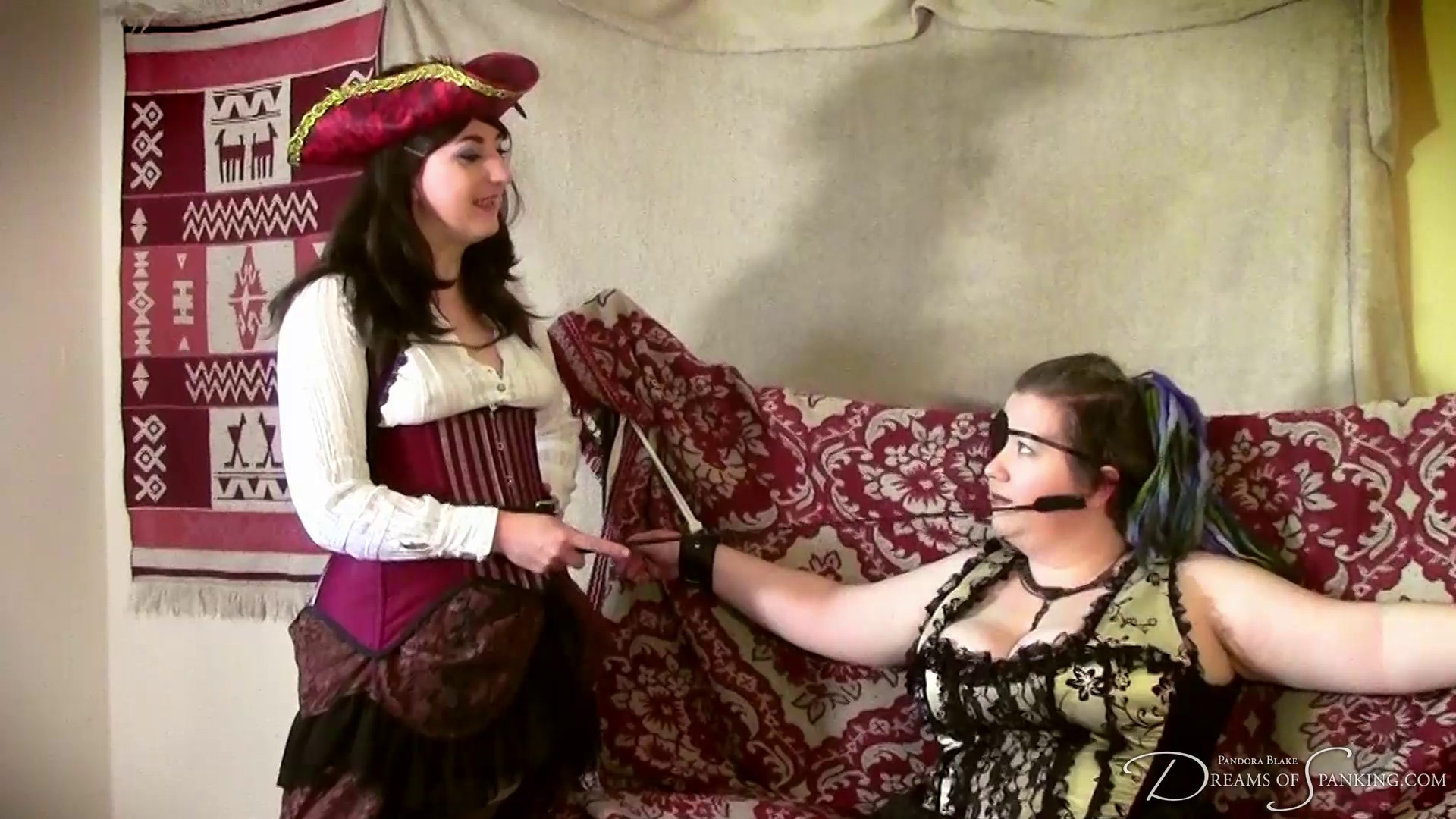 Dreams-of-Spanking_captured-pirate-queen002.jpg